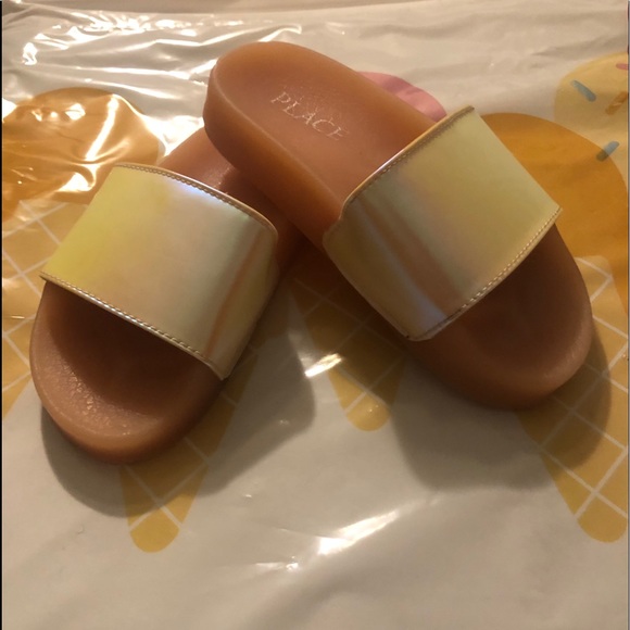 Children’s place holographic light up slides - Picture 3 of 3